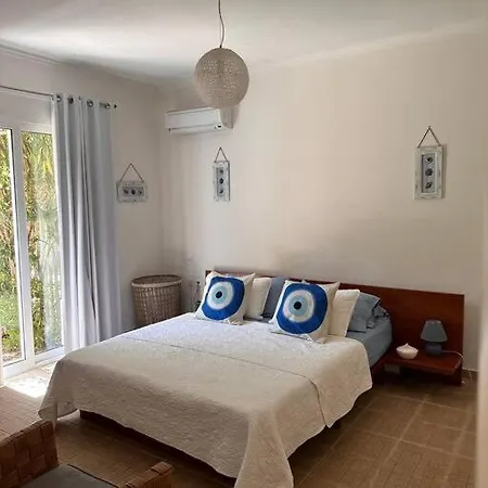 Villa Mechet's Oceanfront Barbati *