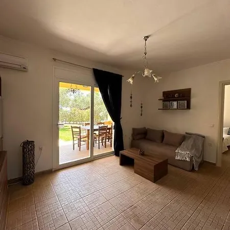 Villa Mechet's Oceanfront Barbati